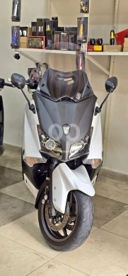 Motorcycles & ATVs in Bourj el Barajneh - Yamaha Tmax 530cc 2014