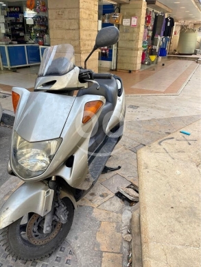 Motorcycles & ATVs dans Beyrouth - Honda foresight se