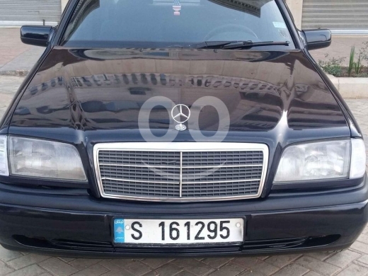 Mercedes-Benz in Tripoli - C 180 model 96