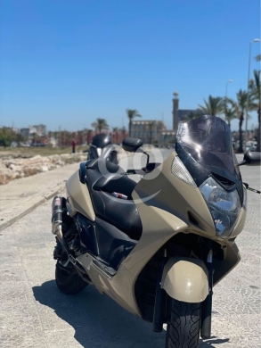 Motorcycles & ATVs in Beirut City - Silver wing 600